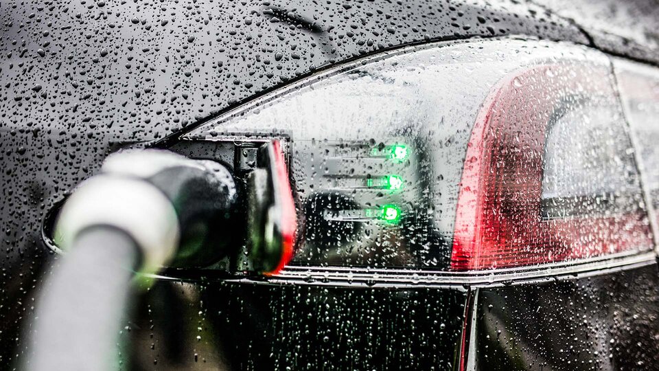 Safe Caring for Electric Cars when it's Raining EVMagz