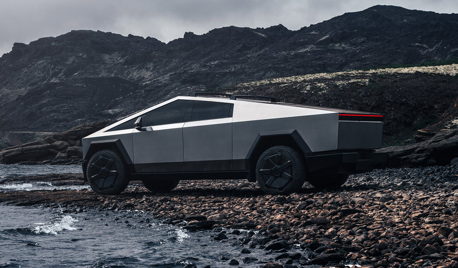 Tesla Issues Fifth Recall for Cybertruck Due to RearView Camera Issue