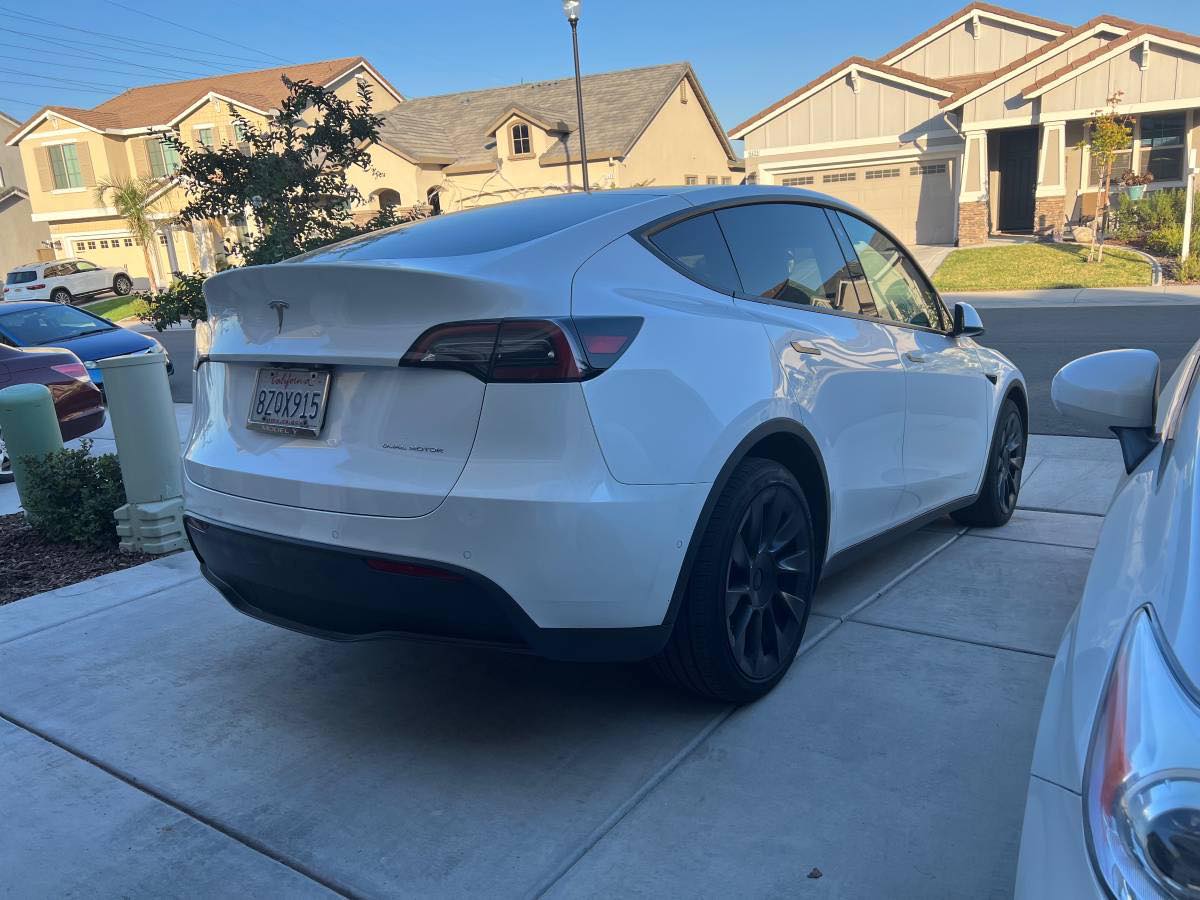 Best and Worst Color Of The Tesla Model Y EV Motors and Guide