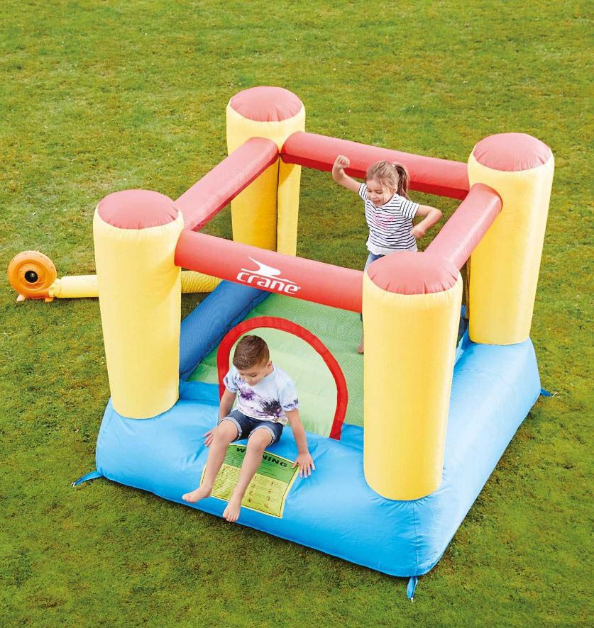 Aldi's Bouncy Castles And Trampolines Are PERFECT For The Summer!