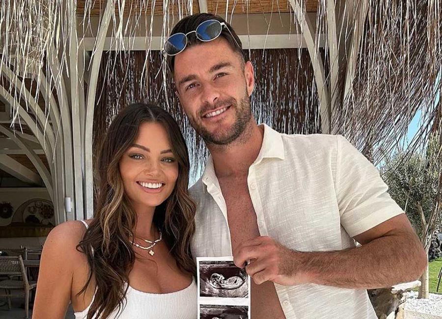 Love Island Star Kendall Rae Knight Is Having A Baby