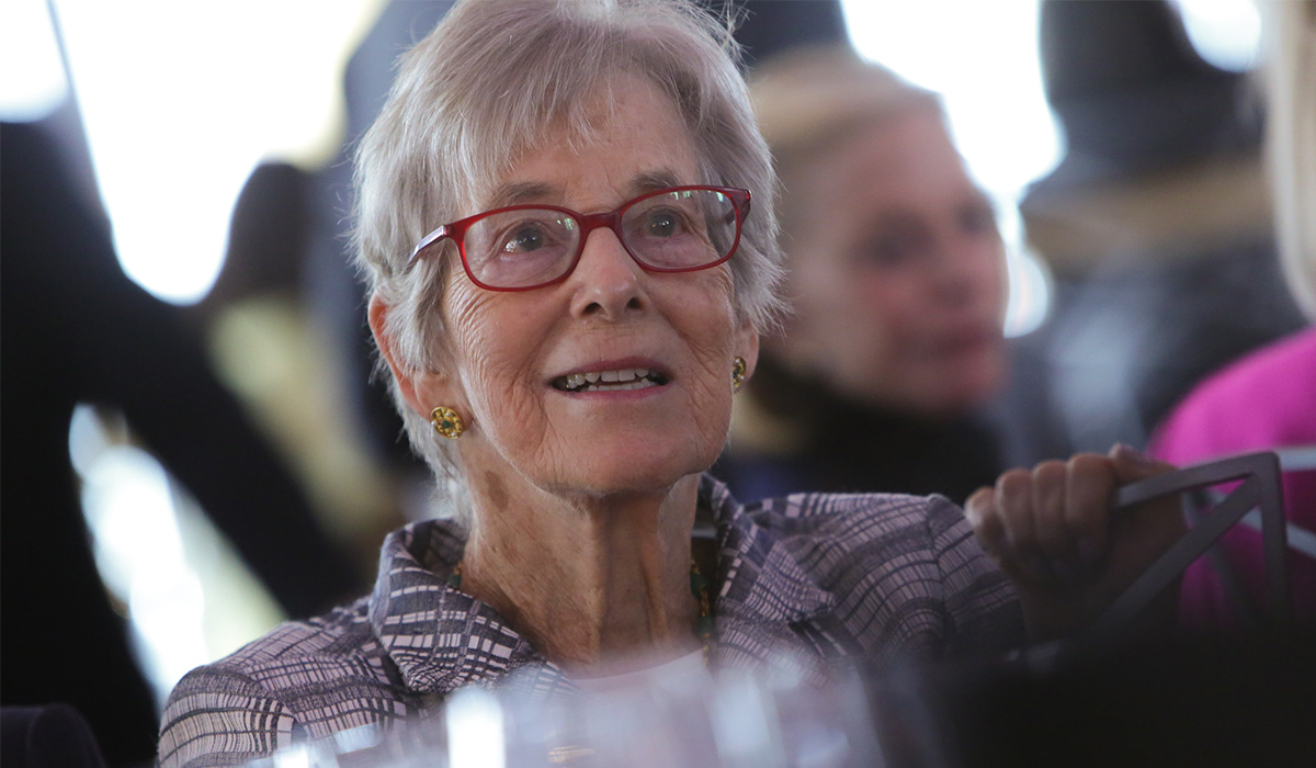 93YearOld Donates €1 Billion To Medical School In NY