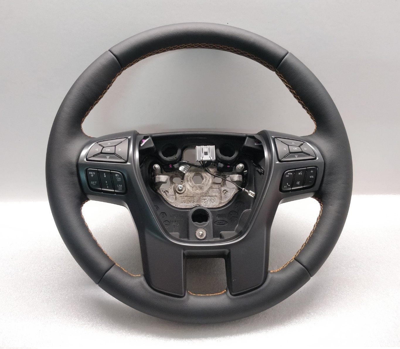 2020 FORD RANGER STEERING WHEEL LEATHER ORANGE STITCH 20152021 NEW