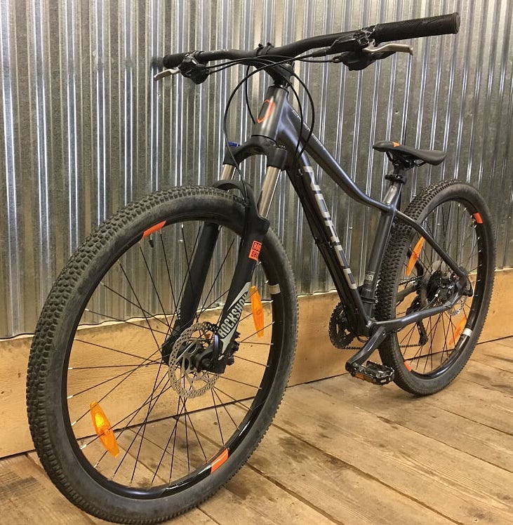 LOCATION VTT XC GIANT TALON 29.0 SAINT LARY SOULAN