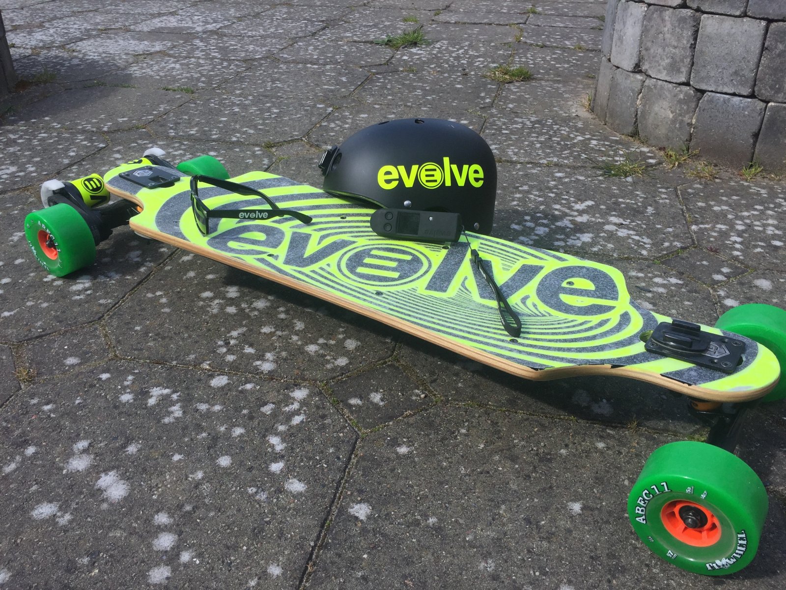 Looking for help with griptape Electric Skateboard Forum Evolve