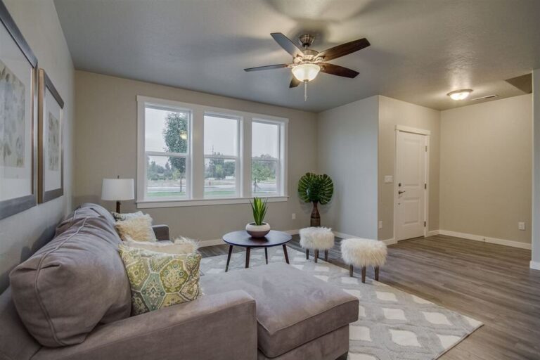 Carlton Bay Townhomes EVstudio