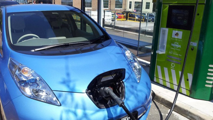 Call to save Sydney’s only fast electric charging station brings