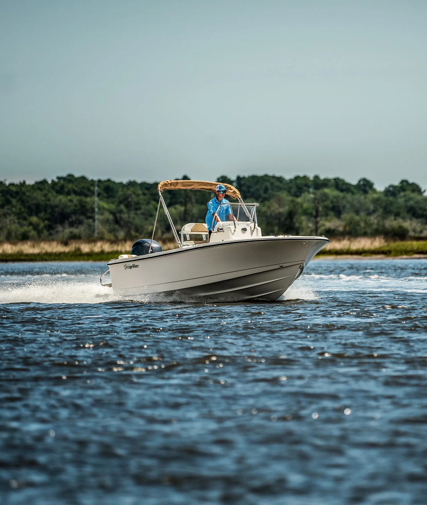 18Foot Center Console Boat EdgeWater Boats