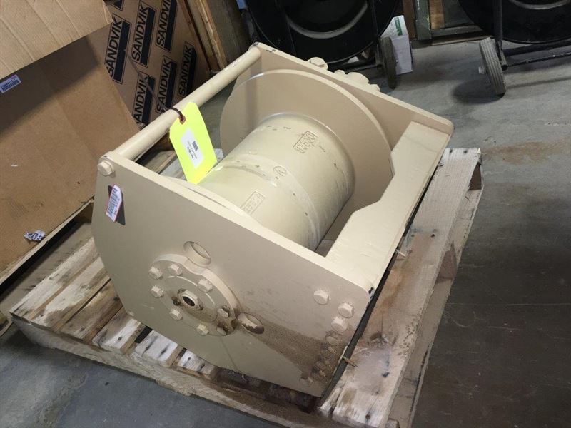 NEW PACCAR BRADEN PD12CSPL590 HYDRAULIC WINCH SOLD Best Used