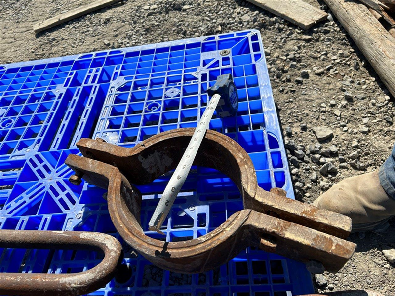 81/2" Well Casing Clamp for Pump Hoist Cable Rig Best Used/Rebuilt Machinery at East West