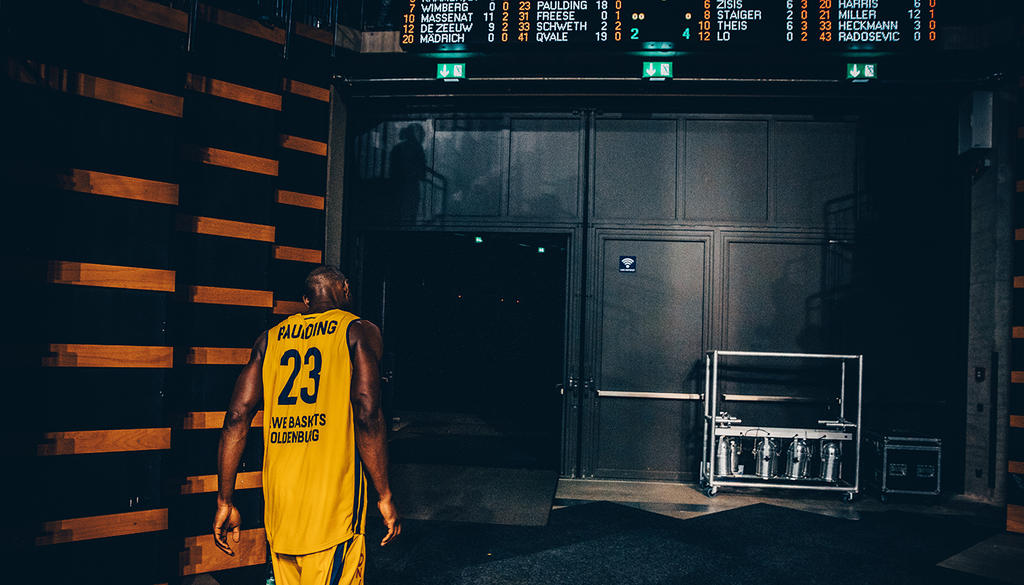 EWE Baskets Oldenburg Fans Bildergalerie Alle in Gelb!