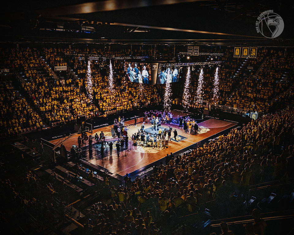 EWE Baskets Oldenburg News Das Abschiedsspiel in 100 Bildern!