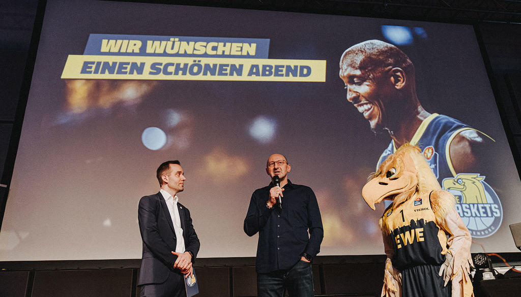EWE Baskets Oldenburg News Midseason Get Together Sieger der