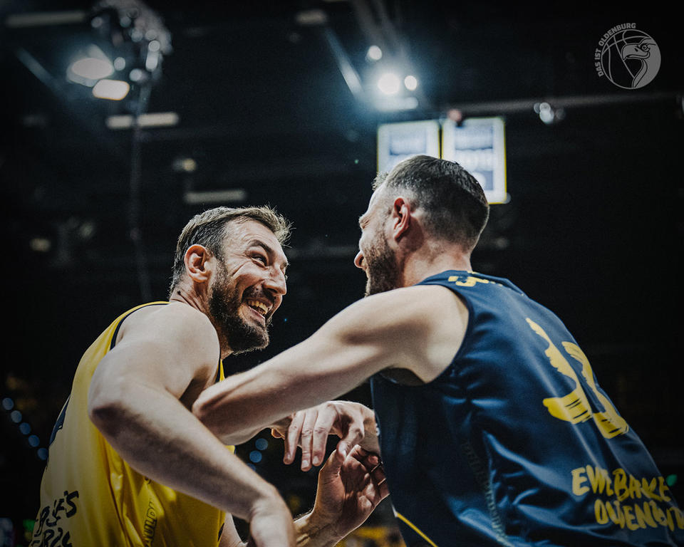 EWE Baskets Oldenburg News Das Abschiedsspiel in 100 Bildern!