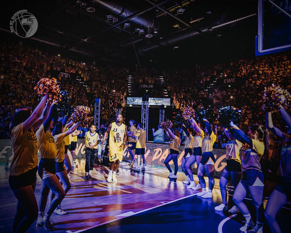 EWE Baskets Oldenburg News Das Abschiedsspiel in 100 Bildern!