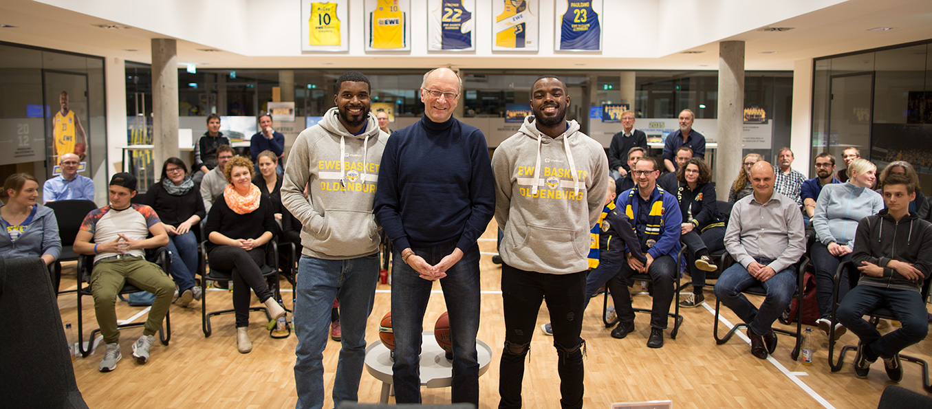 EWE Baskets Oldenburg News Fan Talk im Club Center PremierenGäste