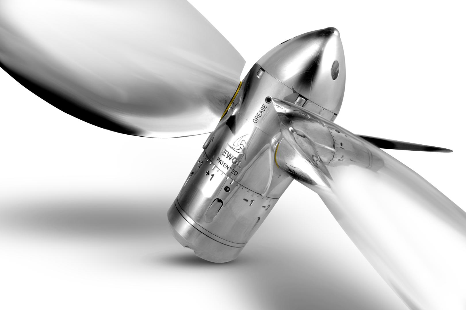 Ewol feathering sailboat propellers