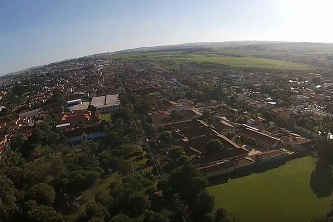 Prefeito De Santa Cruz Do Rio Pardo Decreta Emergencia Sanitaria Exame