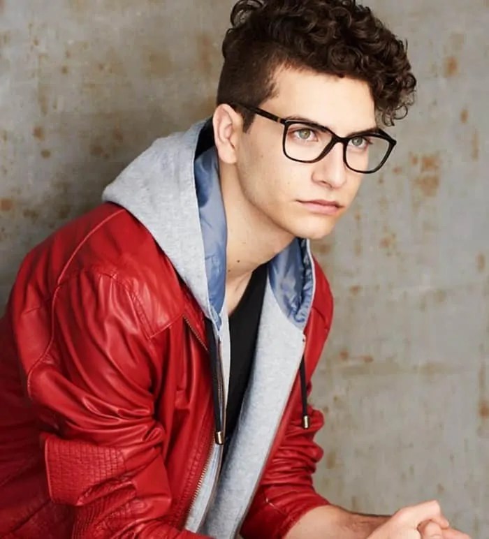 Noah Grossman Height Age Weight Wiki Biography & Net Worth Exaposters(022)