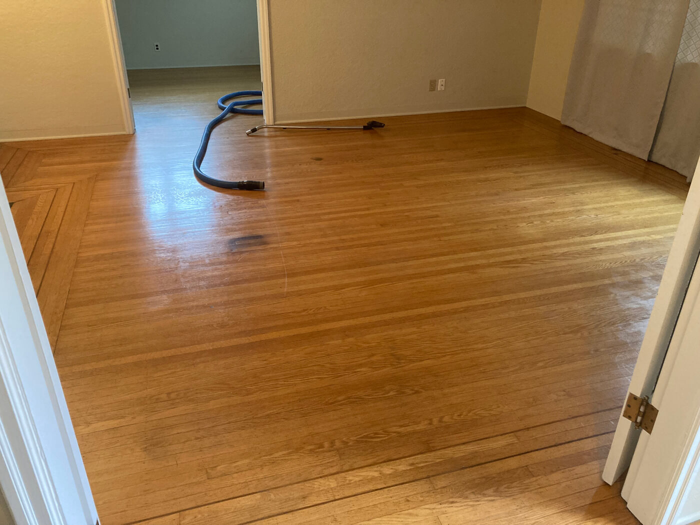 Hardwood Floor Refinishing and Installation VICTORIA BC