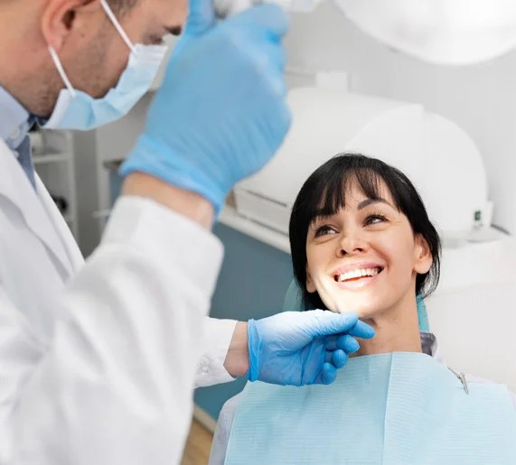 Best Dentist in Abu Dhabi Dental Implants in Abu Dhabi