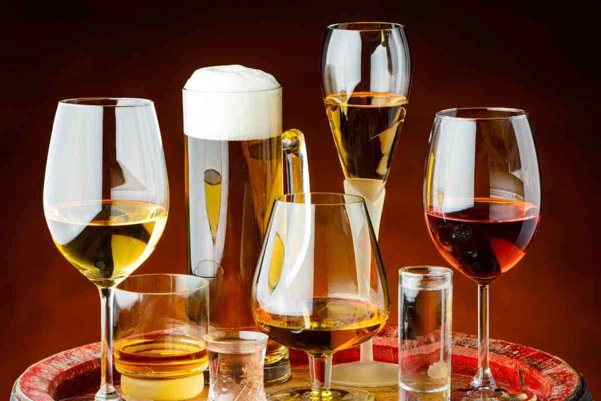 12 Tips For Glass Placement in Table Setting