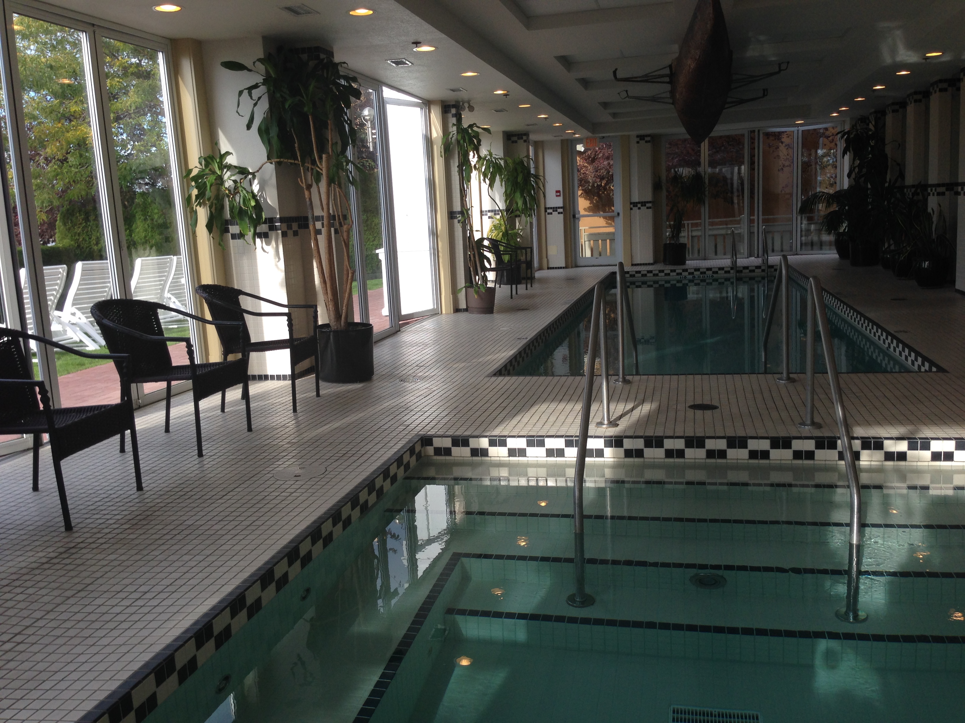 Hotel Eldorado Pool and Spa Copyright Shelagh Donnelly Exceptional EA