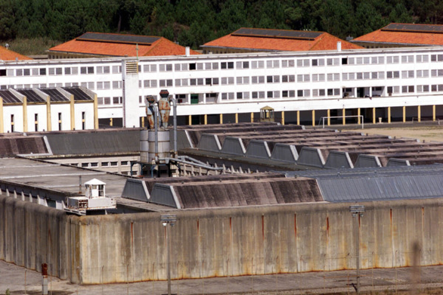 Encontro junta guardas prisonais em solidariedade com colegas de Vale