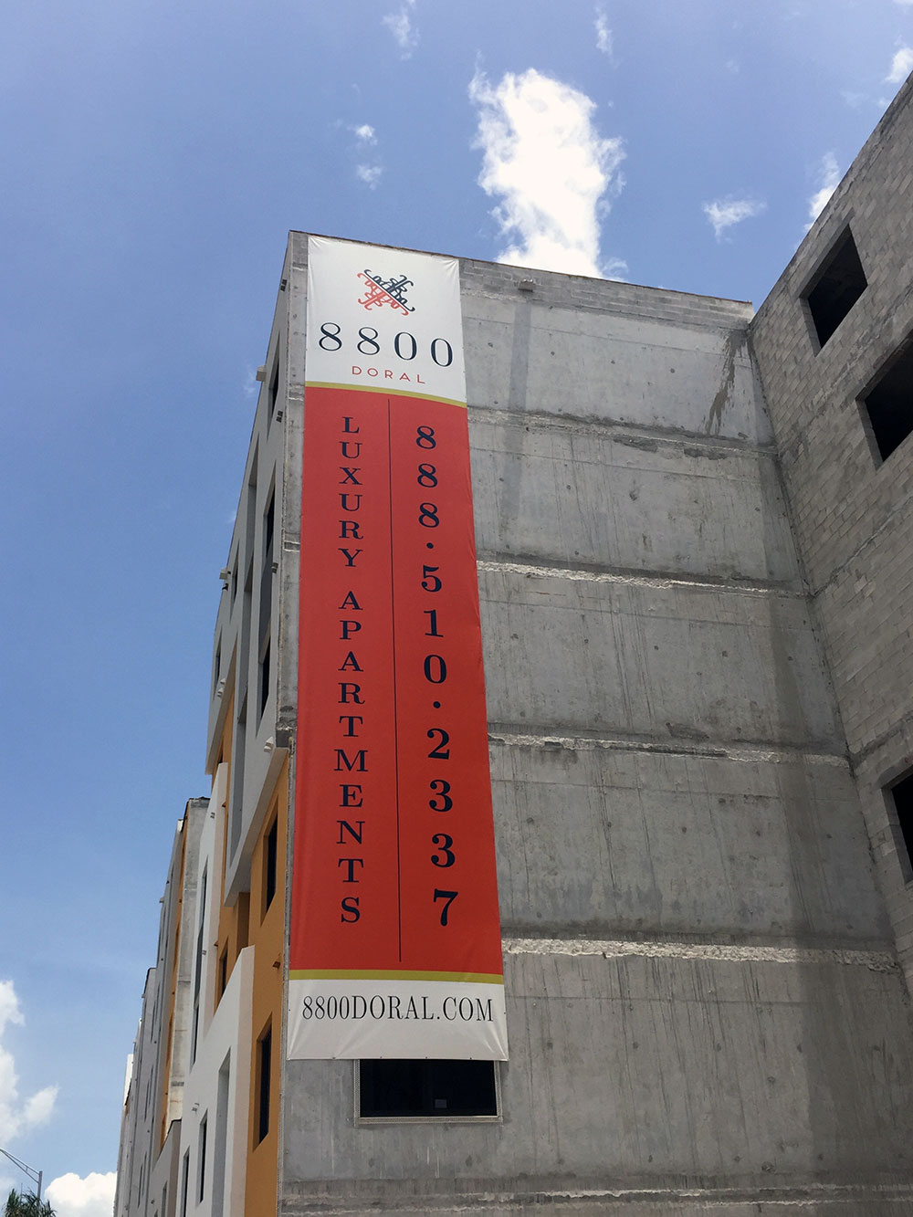 GIANT BANNERS MIAMI Executive Printers of Florida