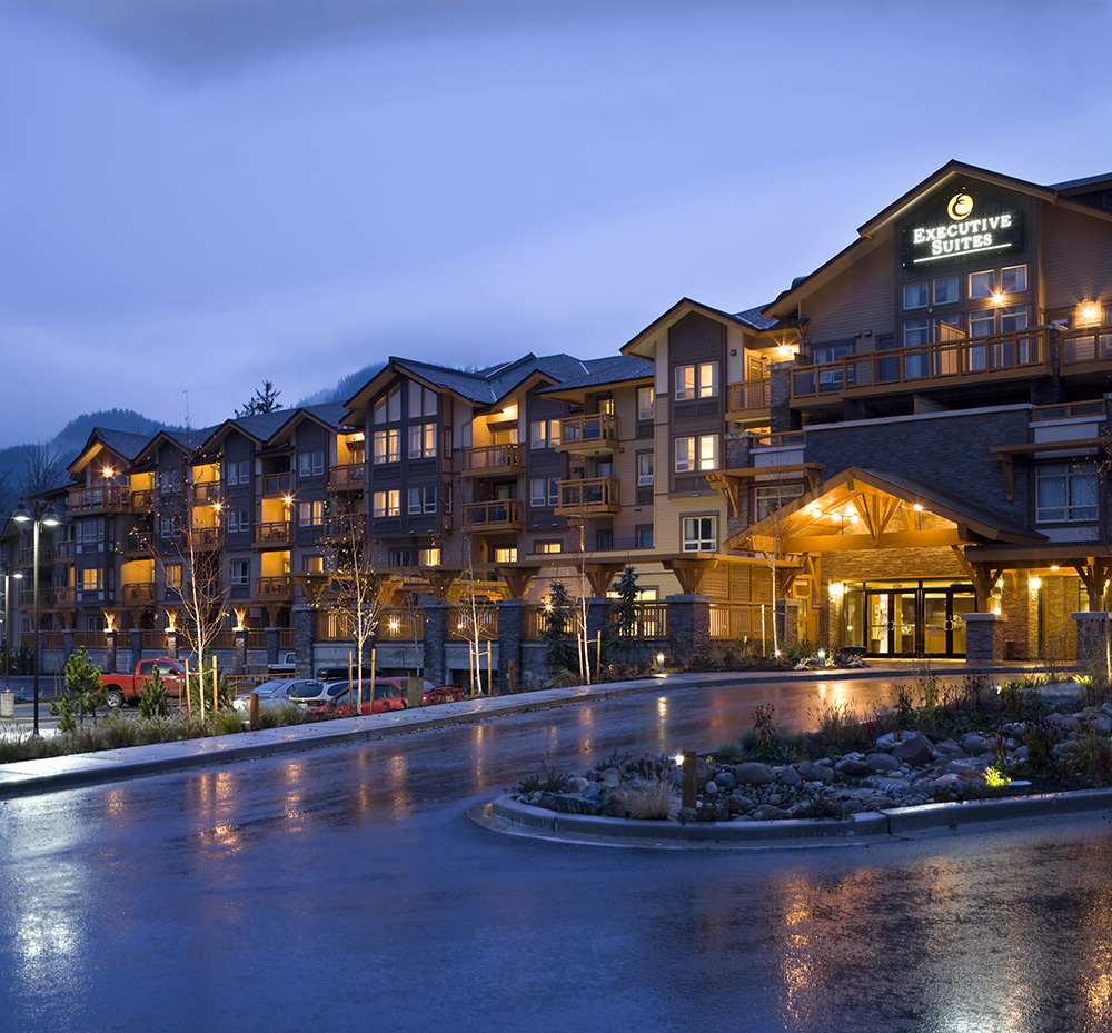 ADVANCED PURCHASE SPECIAL Executive Suites Hotel & Resort, Squamish