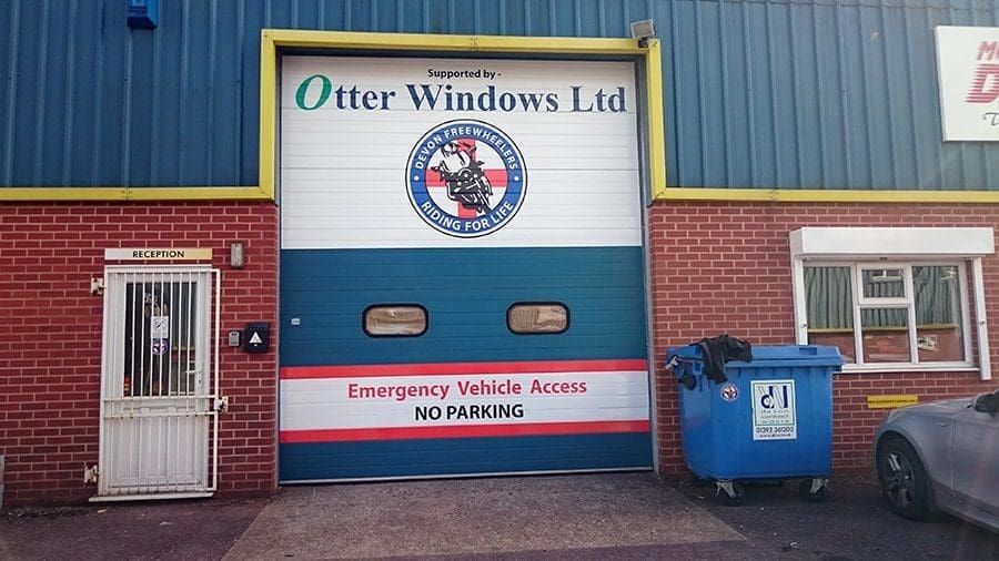 Large format digital printing Devon Branding a garage door! Nettl