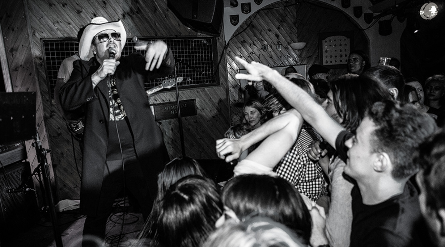 EXETER CAVERN Live Music Since 1991