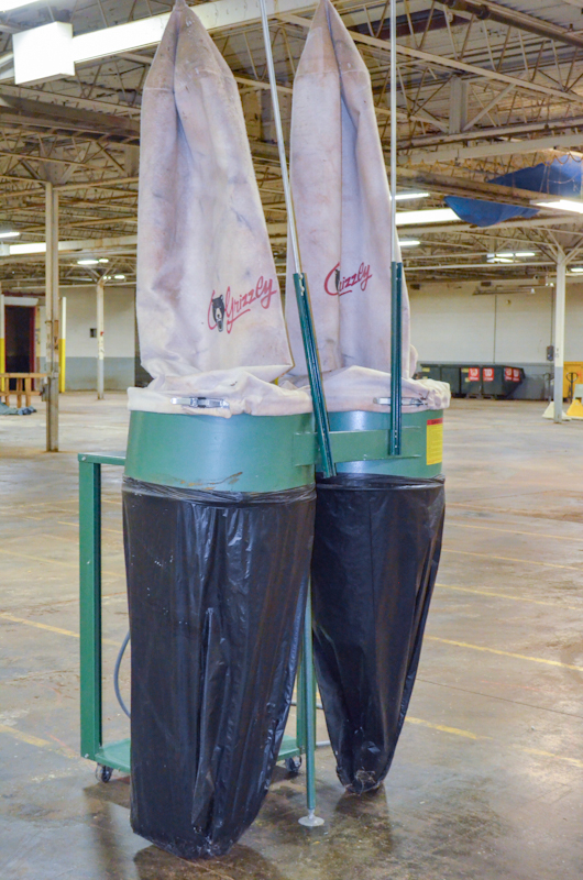 Used GRIZZLY 2BAG DUST COLLECTOR (PORTABLE)