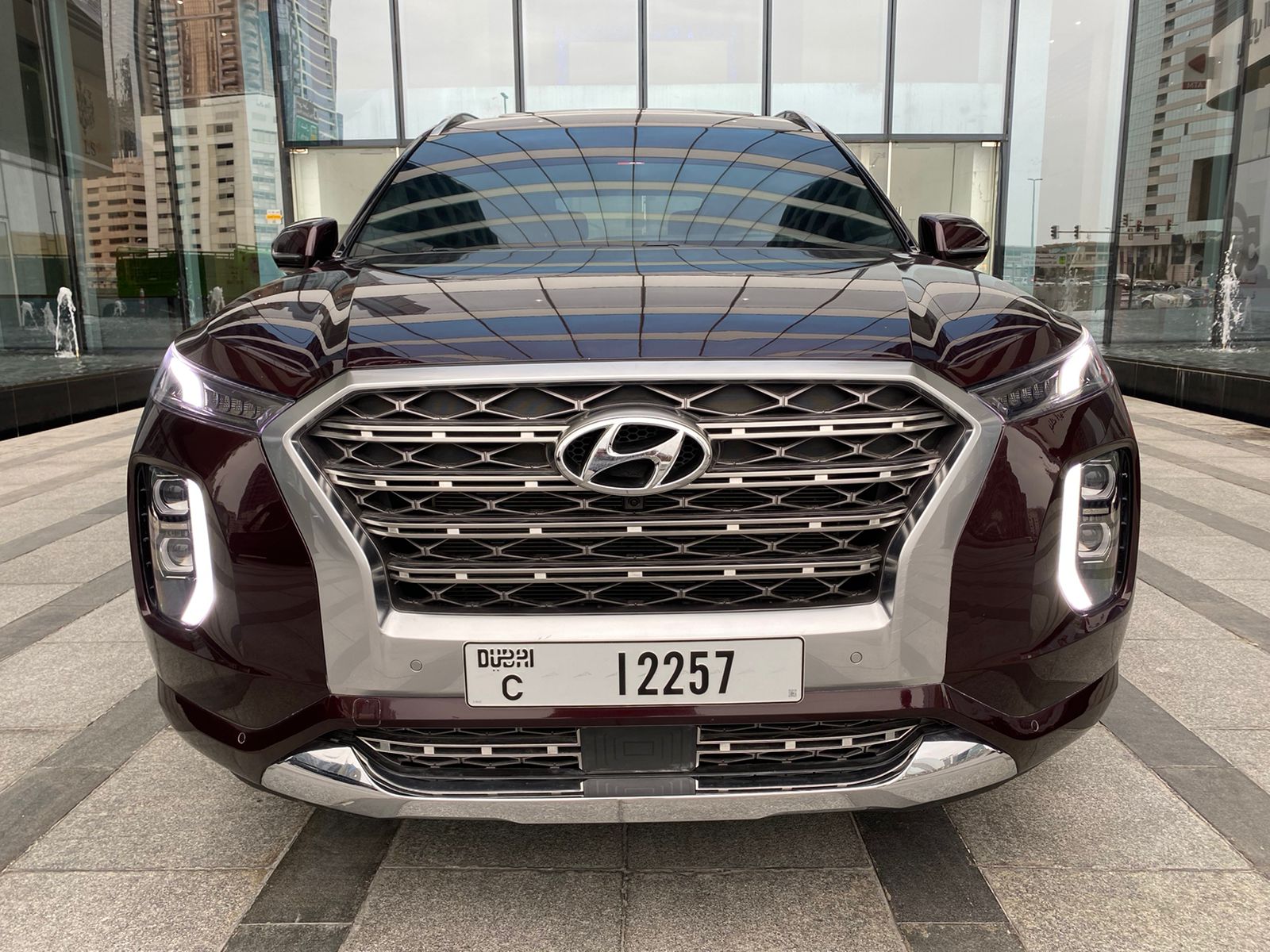 Rent a HYUNDAI PALISADE 2020 in Dubai at