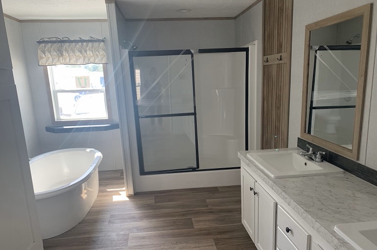 Image Gallery for 28603Y XTREME XZ by Fleetwood Homes — Exit 107 Homes