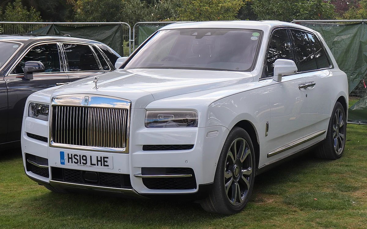 rolls Royce Cullinan price Dubai exploring luxury