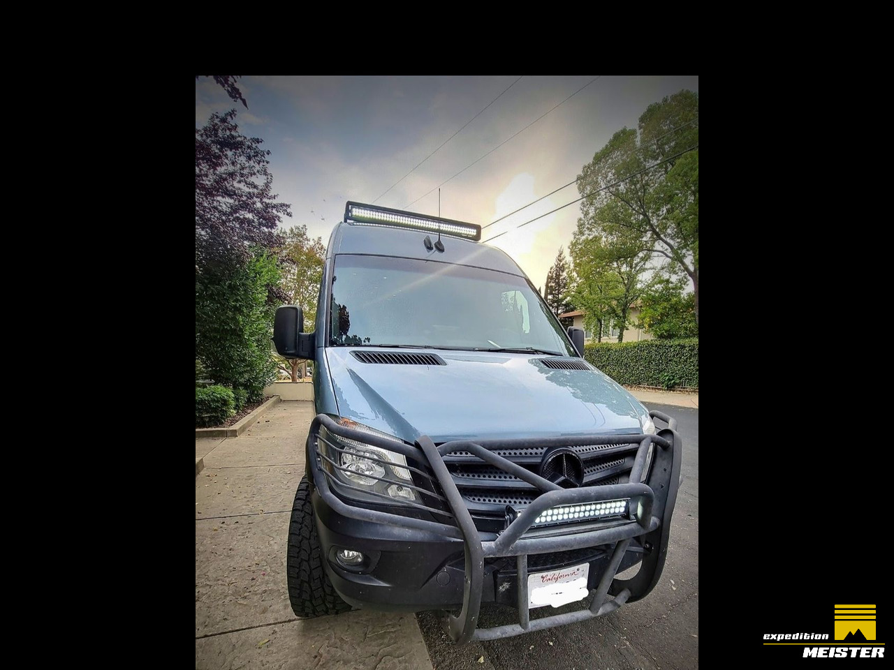 Mercedes 2500 4x4 170 Sprinter Custom Conversion > For sale > United States