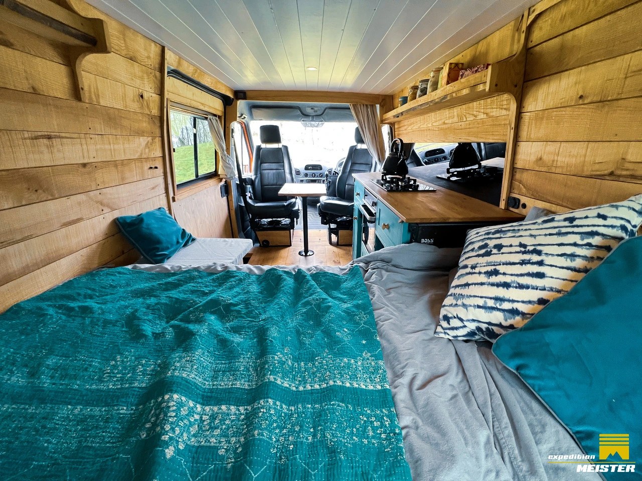 MERCEDES SPRINTER 4X4 OVERLAND CAMPER > For sale > United Kingdom