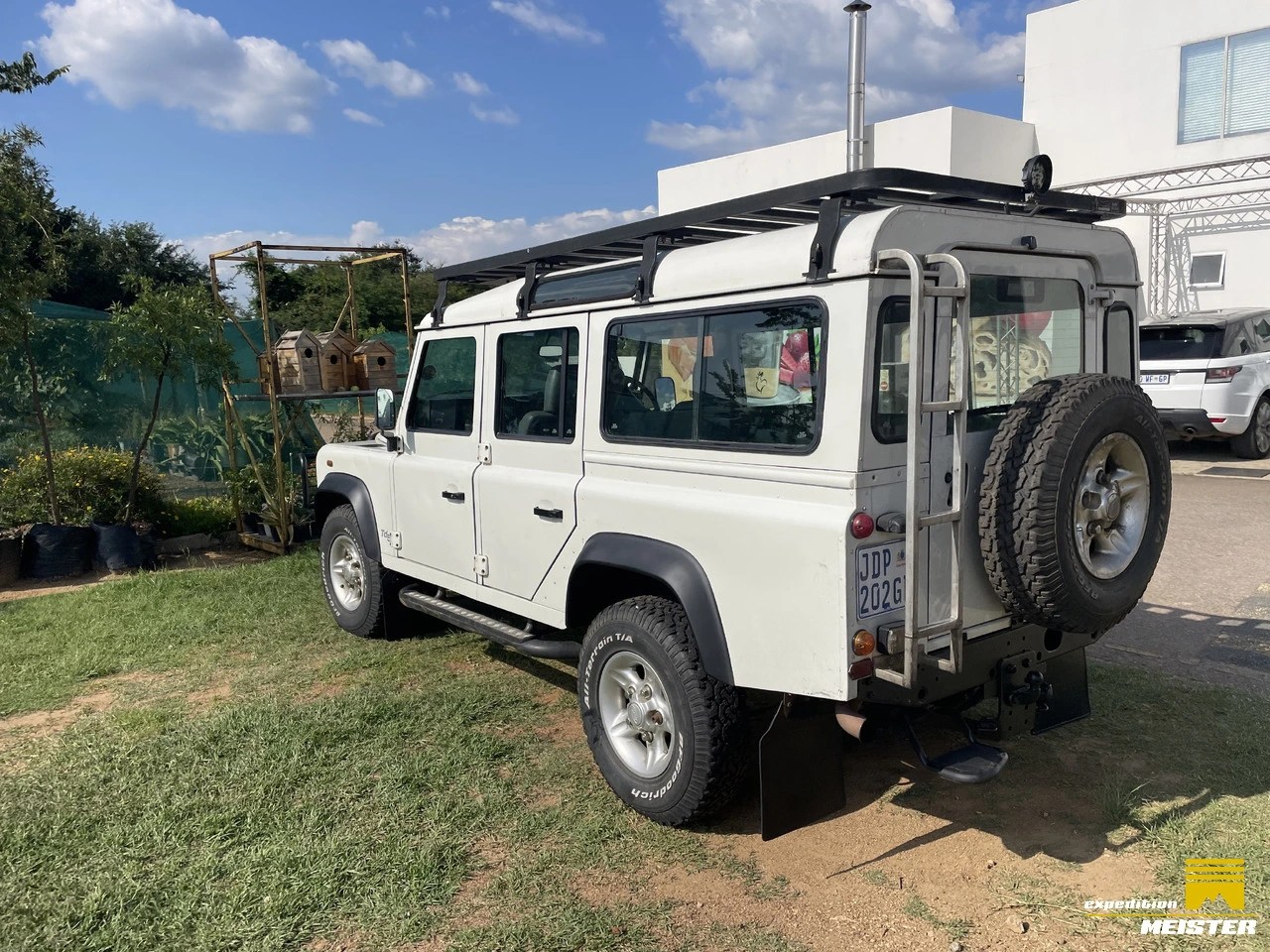 Land Rover Defender 110 Td5 > For sale > South Africa