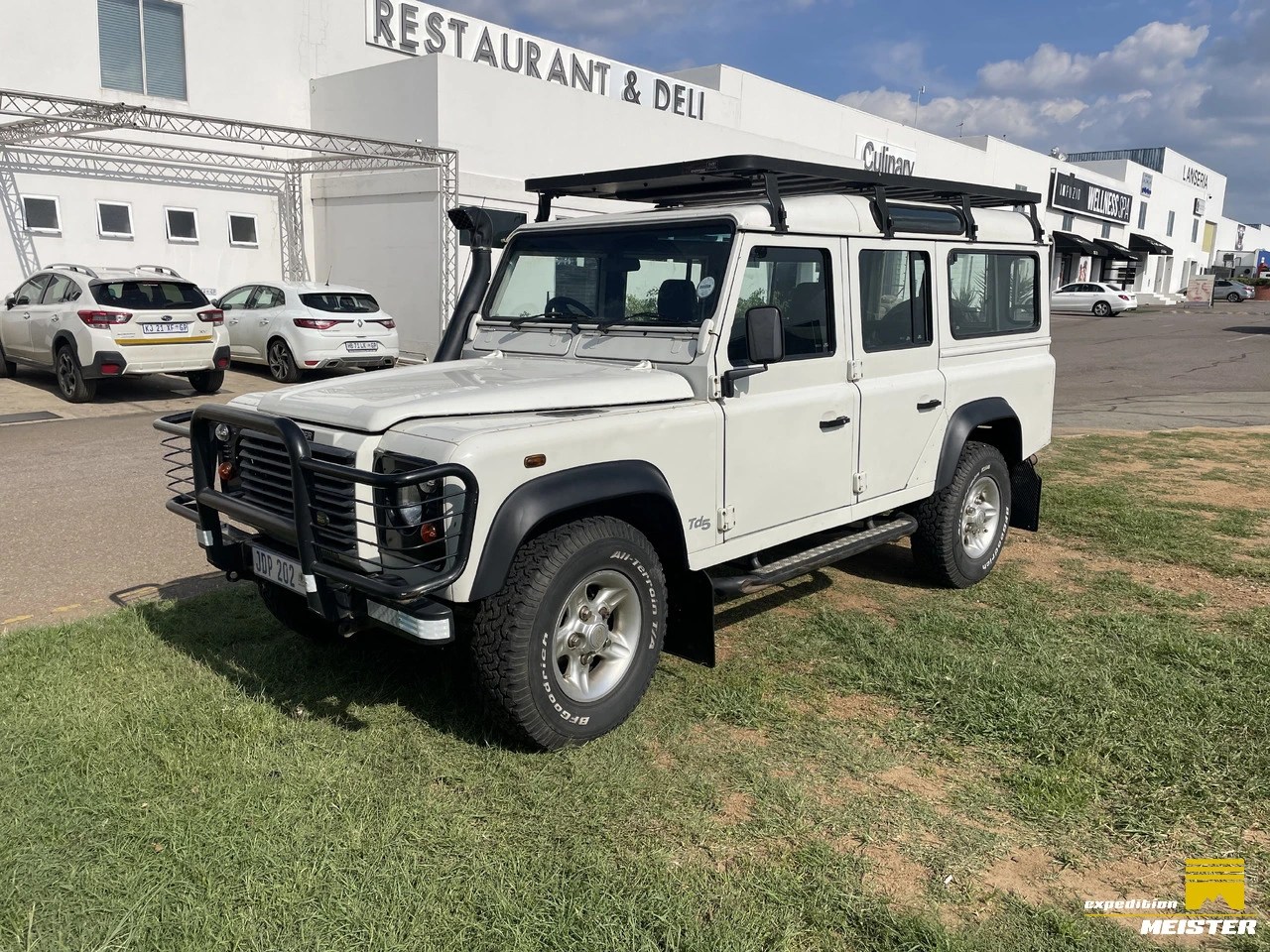 Land Rover Defender 110 Td5 > For sale > South Africa