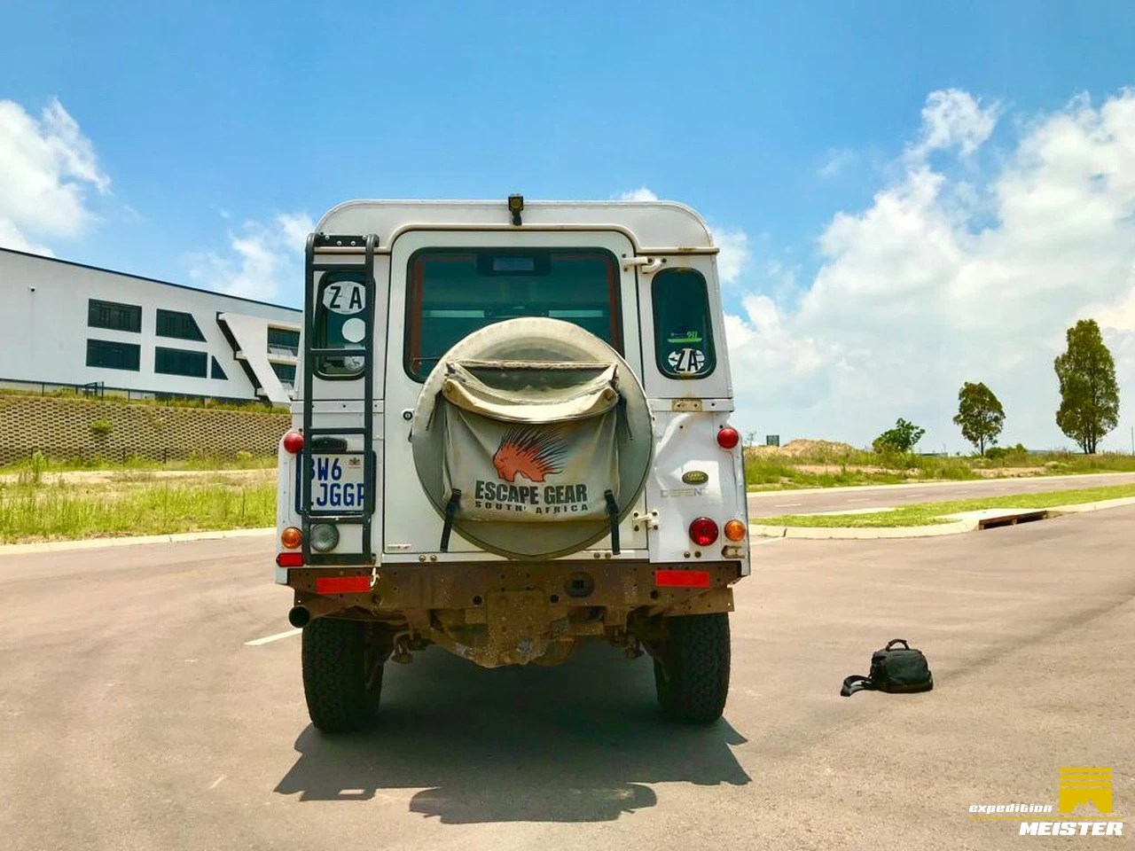 Land Rover Defender Td5 > For sale > South Africa