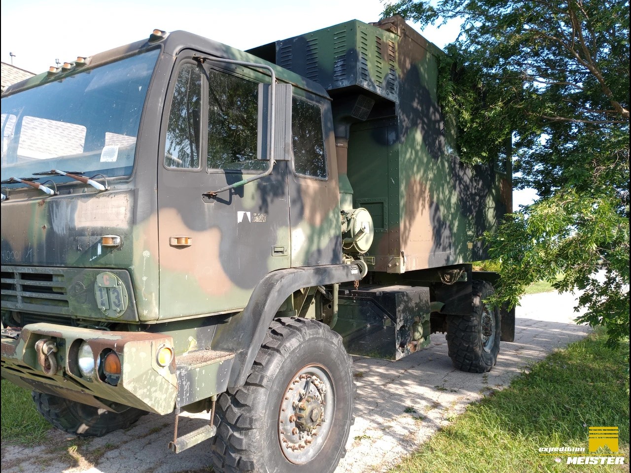 1994 Stewart & Stevenson LMTV M1079 2 1/2 Ton 4X4 Camper Truck