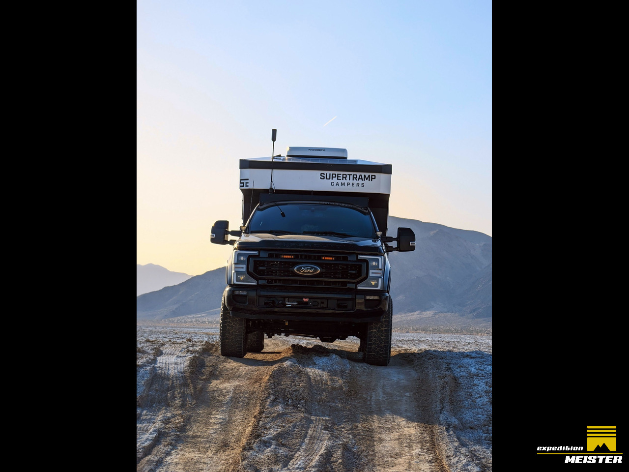 Ford F250 Tremor 2022 with Flatbed and Supertramp Camper Expedition