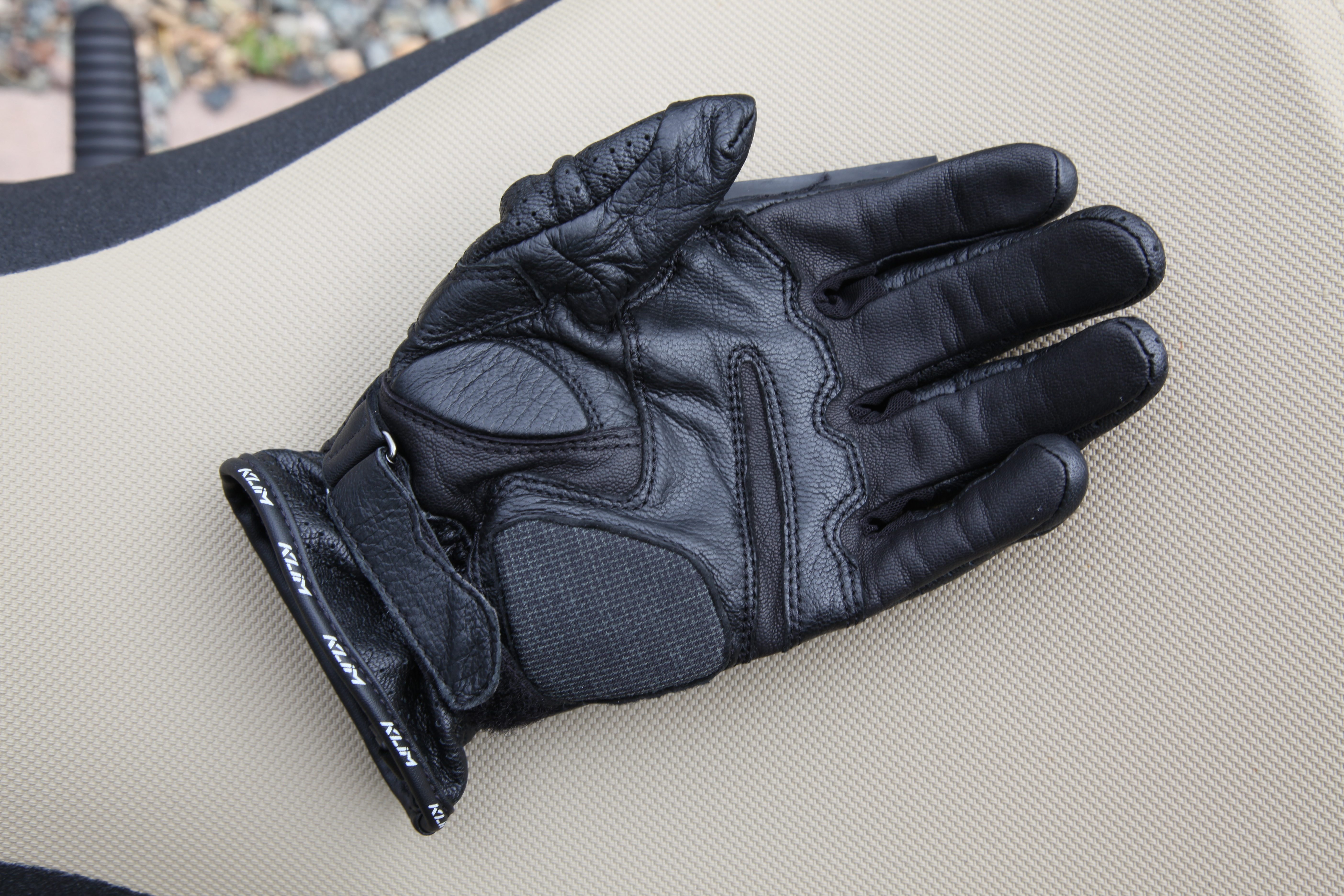 Summer Gloving Three of Our Favorite Summer Gloves Expedition Portal