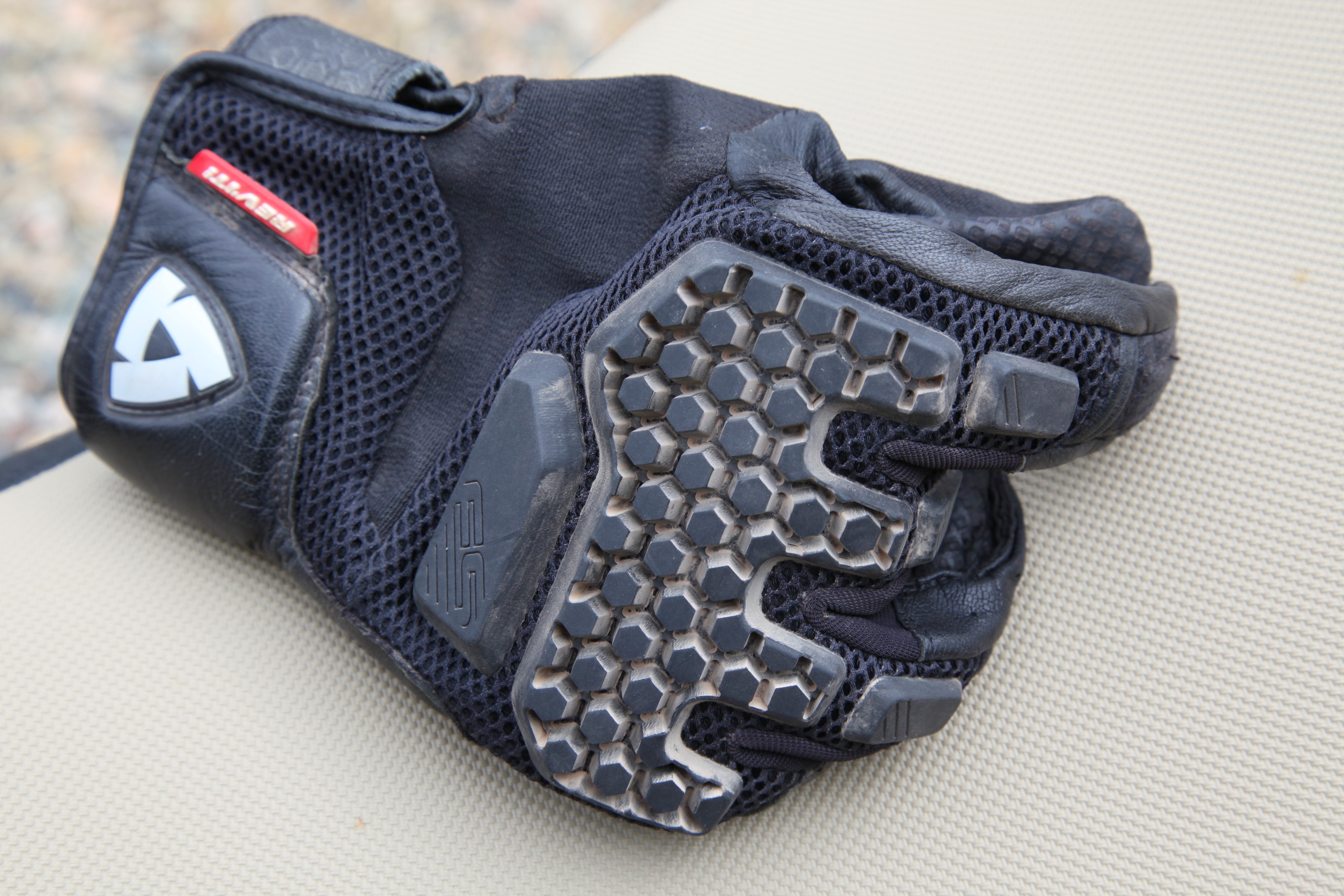 Summer Gloving Three of Our Favorite Summer Gloves Expedition Portal