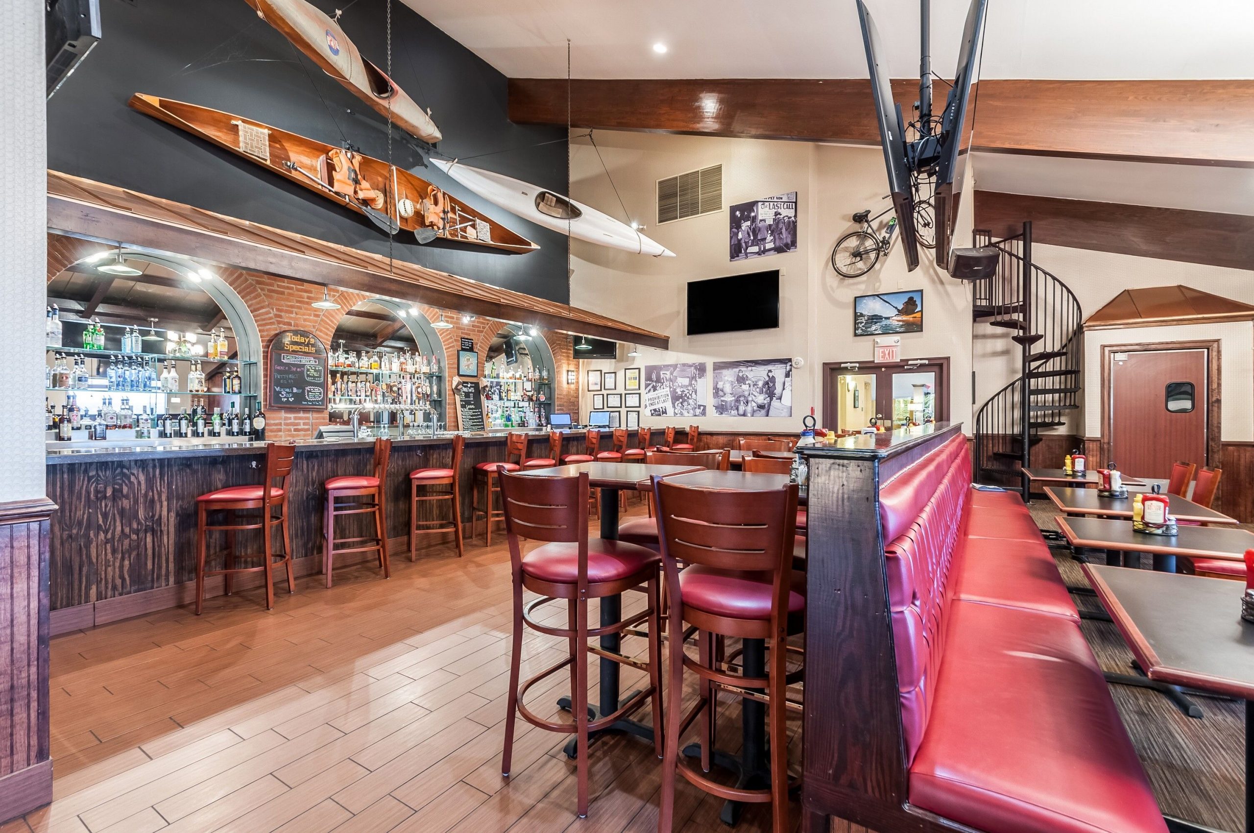 Harpers Ferry Restaurants Open On Christmas 2023 Clarion Inn, White Horse Tavern Harpers Ferry Business Directory