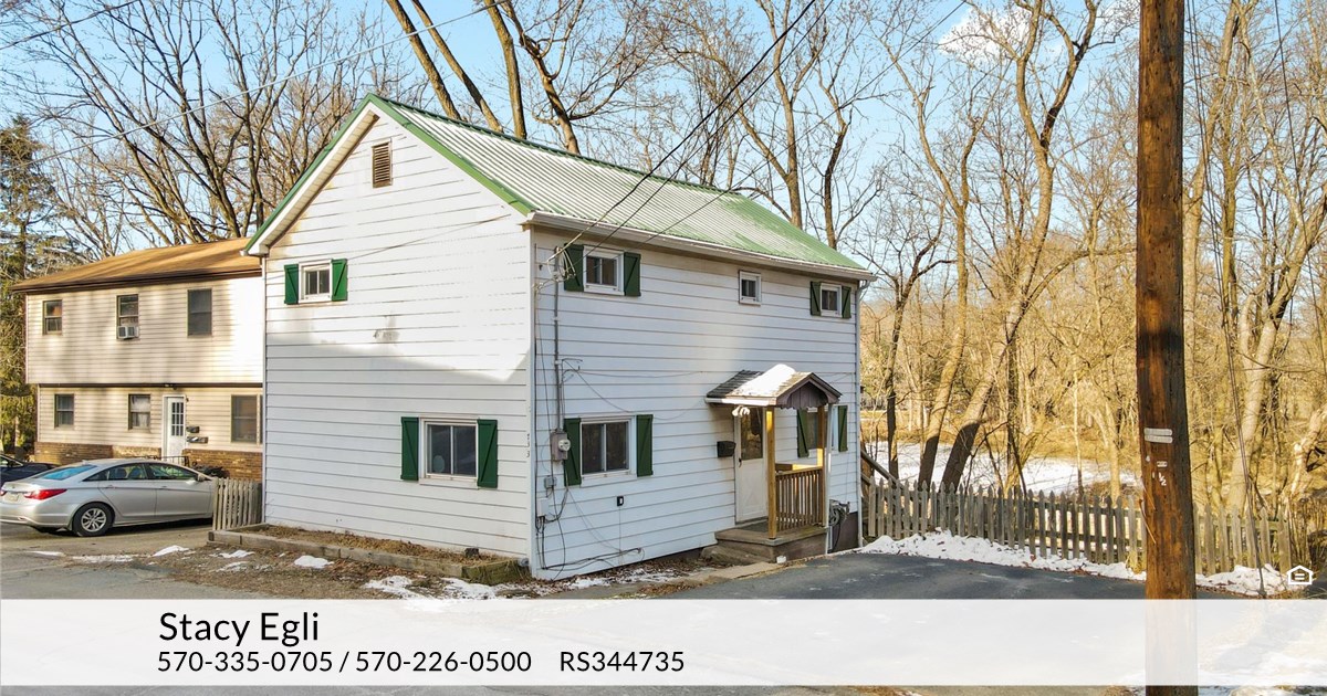 733 Church St, Hawley, PA 18428