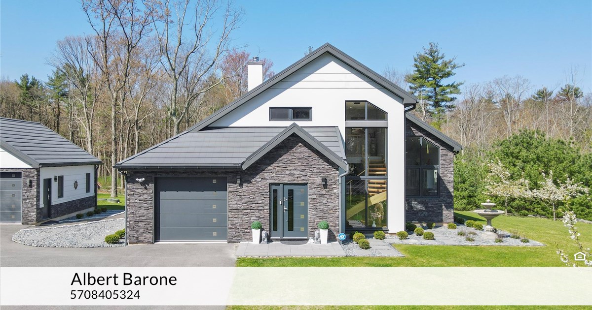 106 Marick Ln, Stroudsburg, PA 18360