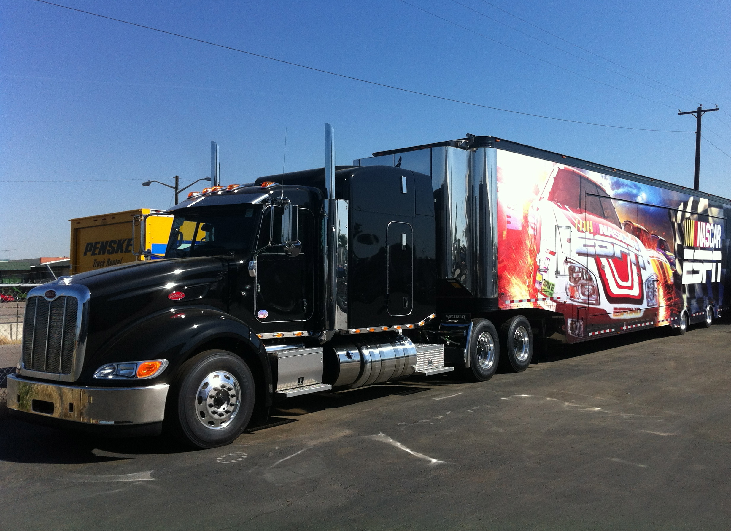 Double Expandable Trailer for lease or sale