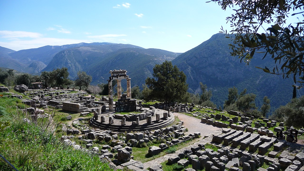 Oráculo de Delfos Top Tours and Tips